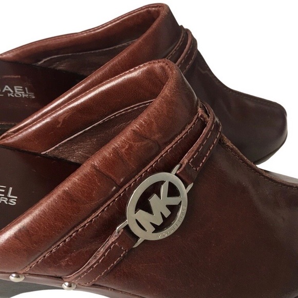 MICHAEL Michael Kors Size 8.5 Clogs - Picture 7 of 10